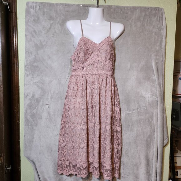 Elegant Pink Lace Midi Dress With Spaghetti‎ Straps & Back Zipper Closure Size M - Picture 3 of 6